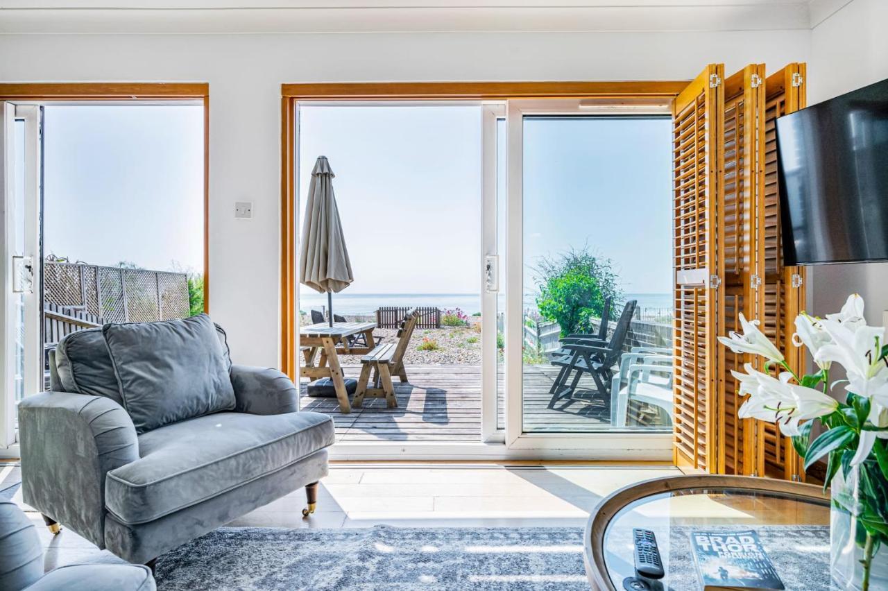 Pebble Paradise Beachfront Family Getaway بيفينسي المظهر الخارجي الصورة