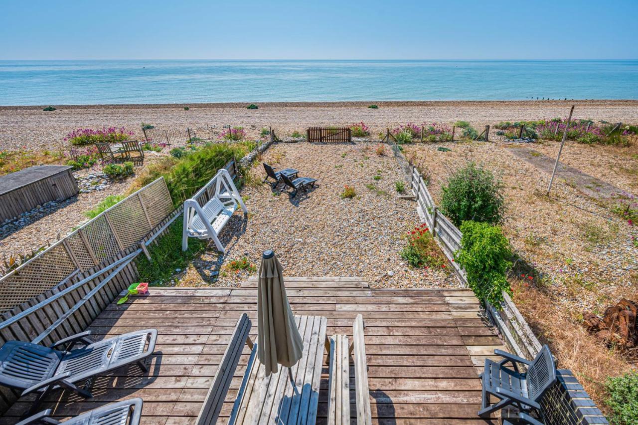 Pebble Paradise Beachfront Family Getaway بيفينسي المظهر الخارجي الصورة